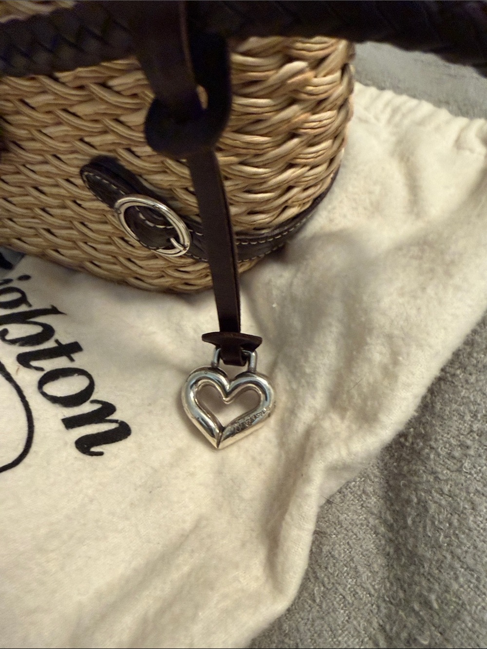 Brighton Woven Straw Shoulder Bag with dust bag - Picture 3 of 8